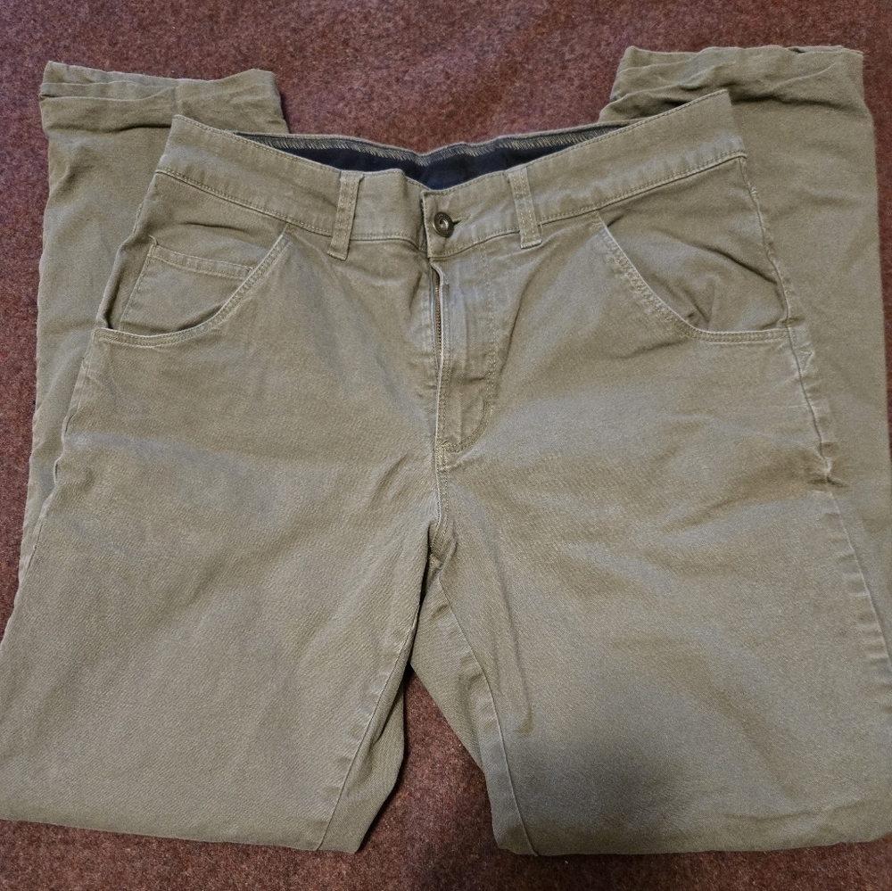 Columbia Green Fleece Lined Pant Active Cut Labeled 30x32, Measuring 30x28